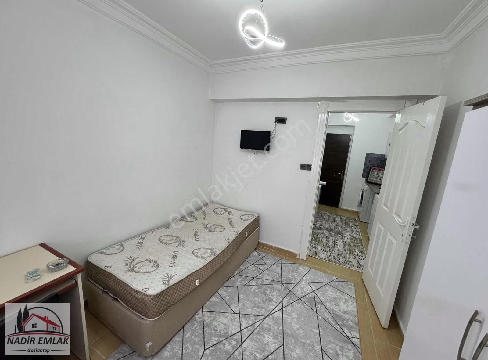 Nadir Emlaktan Tip Fakültesi Karşısı 1+1 Bakımlı Daire - Görsel 6