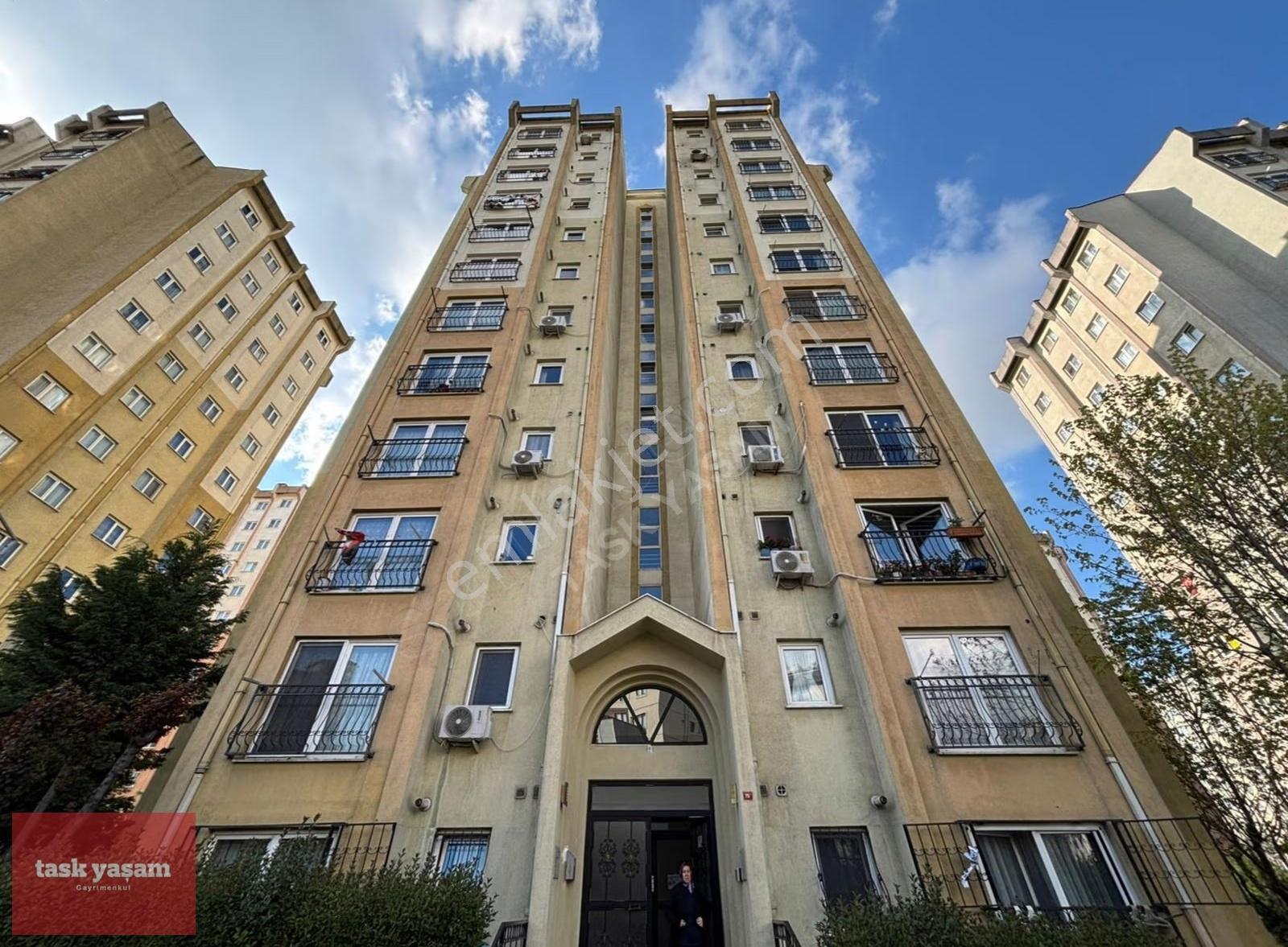Tuzla Şifa Mah'da Kiptaş 1.etap Şerefiyeli Satılık 2+1 Daire