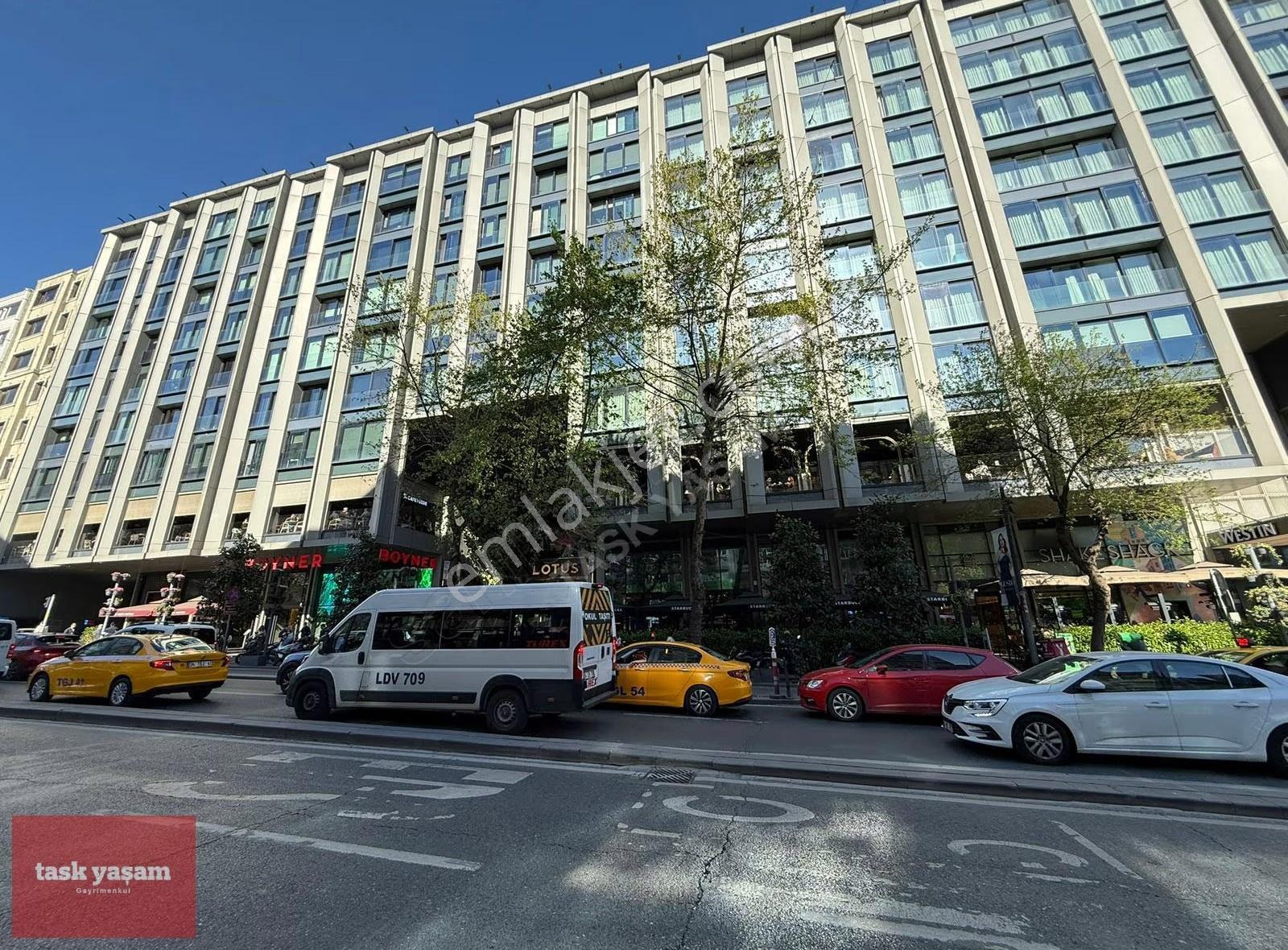 Nişantaşı Lotus'ta Devren Kiralık Diş Kliniği & Muayenehane - Görsel 27