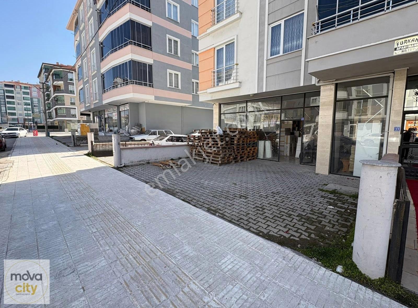 Osmancık Yolu Özgür Evler Civarında Uygun Fiyatlı Satılık Dükkan - Görsel 7