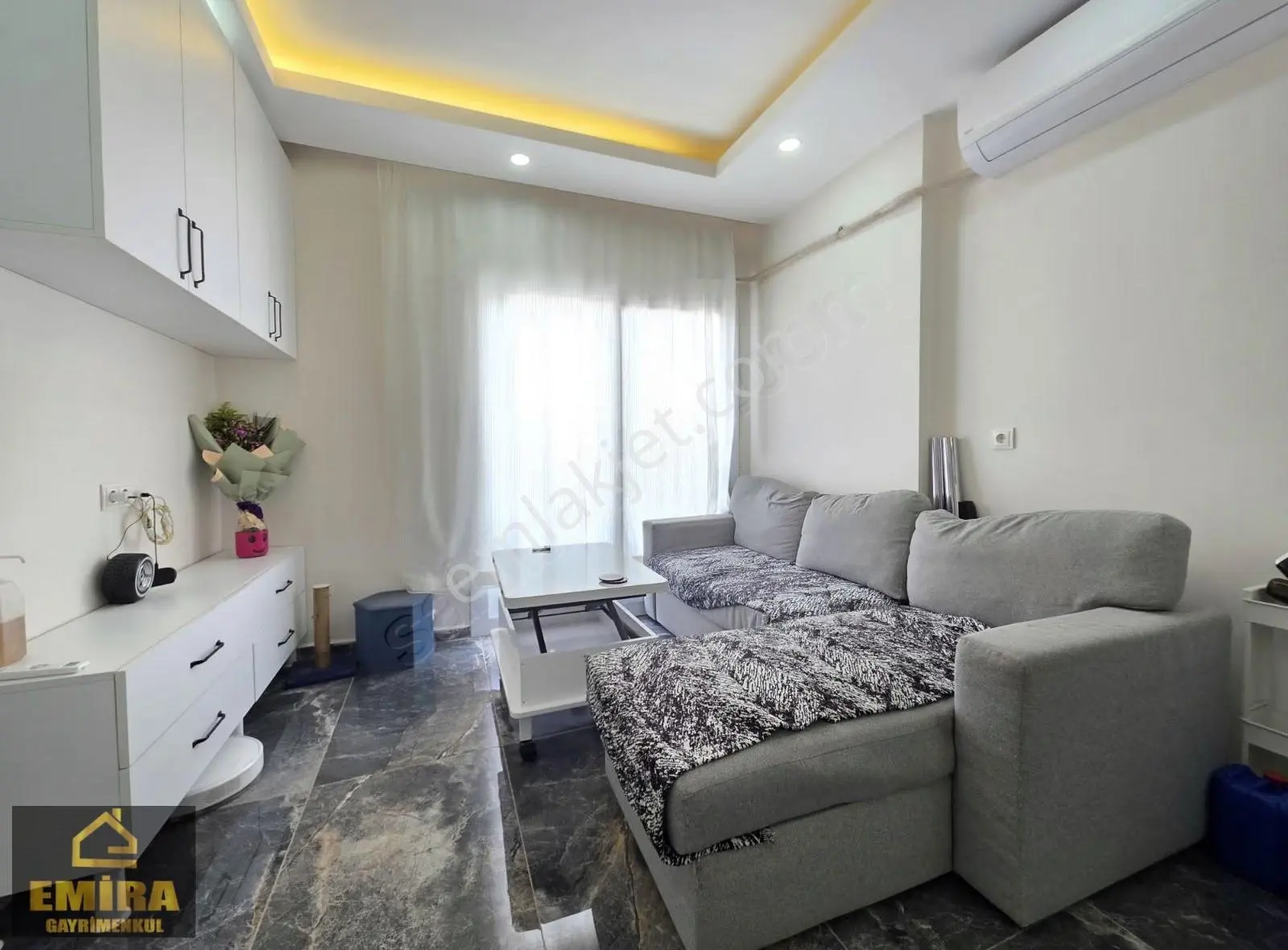 Bahcesehirde 1 +1 Full Eşyalı Kira Getirisi Yüksek Krediye Uygun