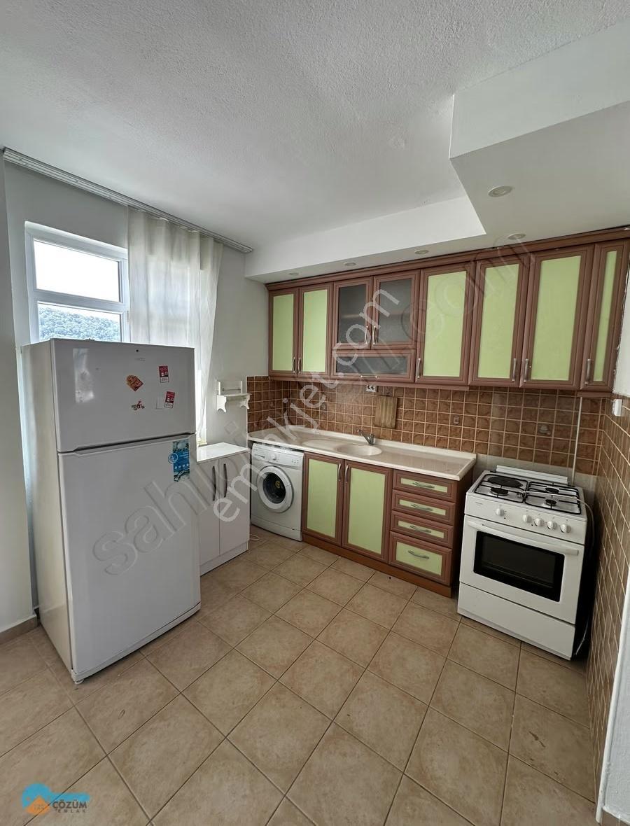 Denize Yakın - Deniz Manzaralı Eşyalı 2+1 Daire - Görsel 18