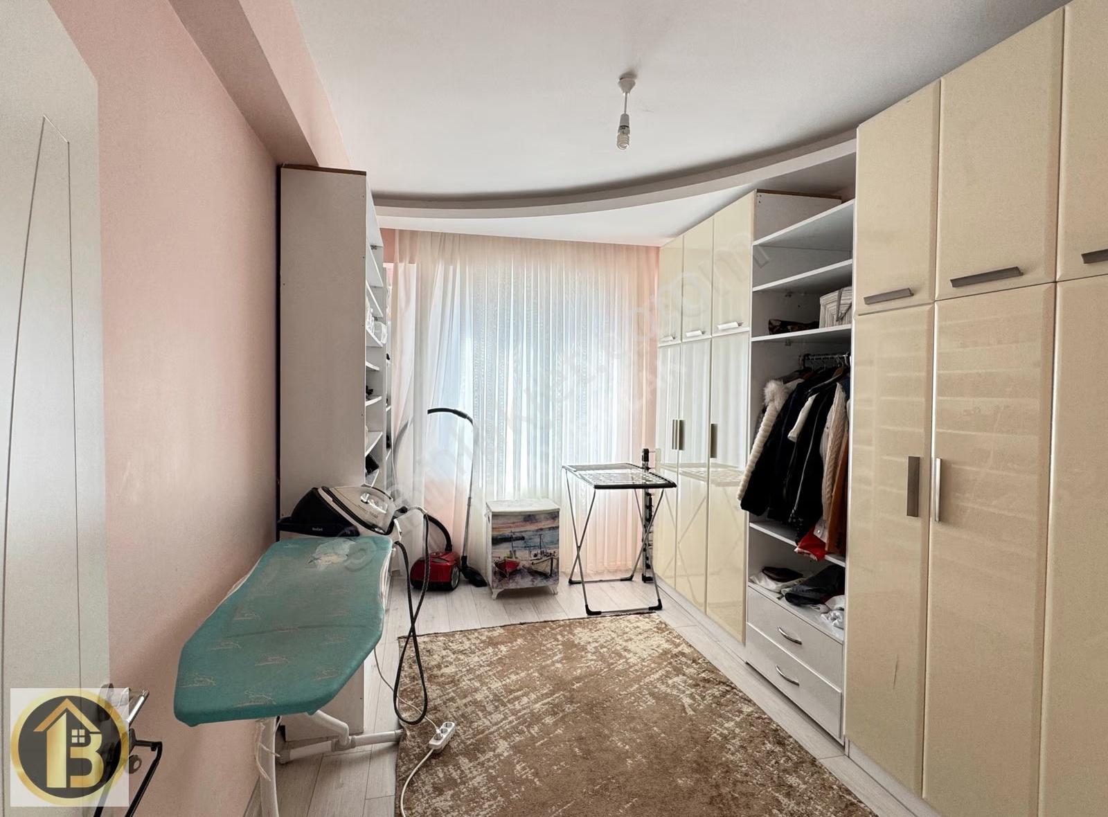 Vefa Evlerinde Site İçinde Satılık 4+1 Lüks Daire - Görsel 23