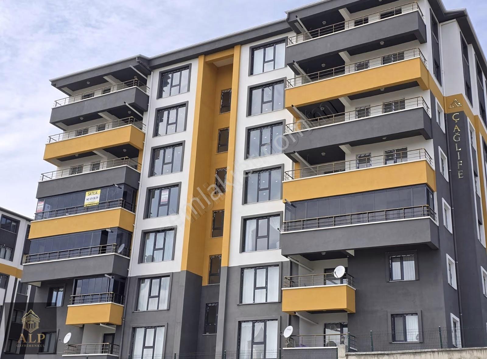 Alp Gayrimenkul'den Yakacık Cağ Life Sitesinde 3+1 Full Yapılı