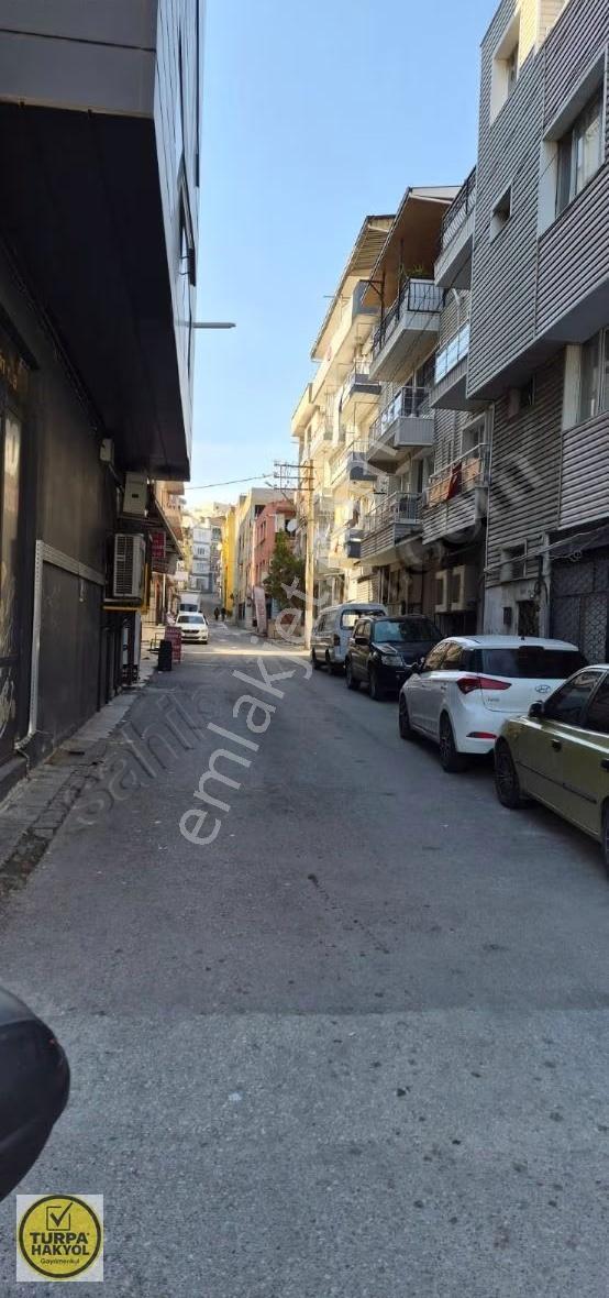 Satilik Firsat Daire 3+1 Doğalgazlı Kapali Mutfak Otoparklı - Görsel 8