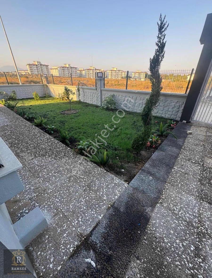 Manavgat Llıcada Satlik Ultra Lüks Dübleks - Görsel 23