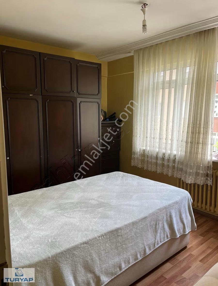 Kozyatağı İnönü Caddesi Üzerinde Satılık 2+1 Daire - Görsel 4