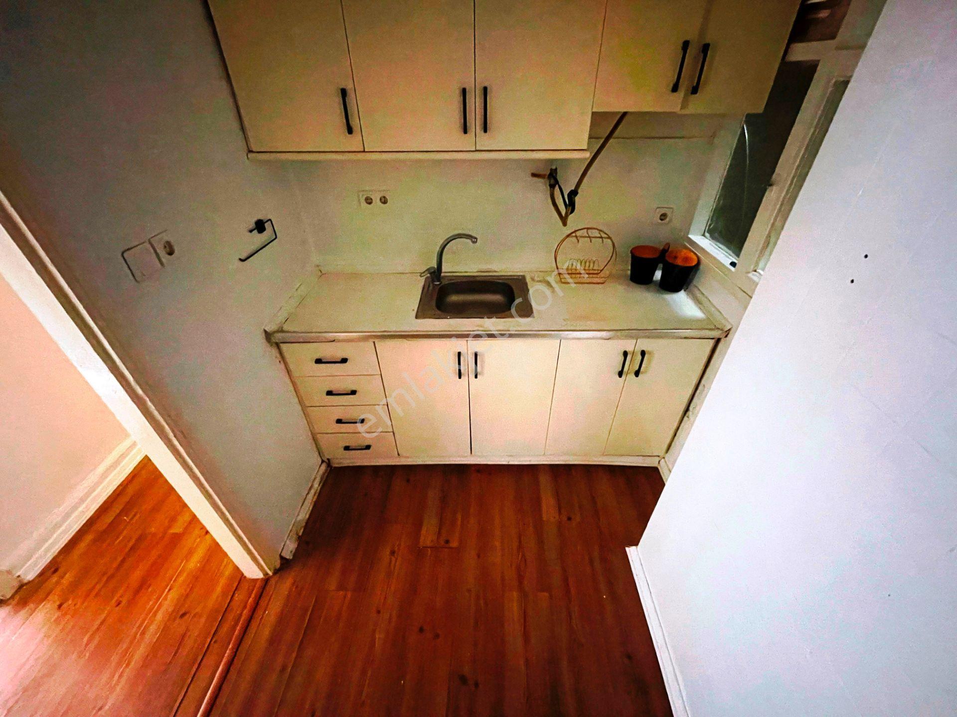 Üsküdar Nev Çarşı Avm Yakını 20.000 Tl Kiracılı 65m2 Satılık 1+1 - Görsel 18