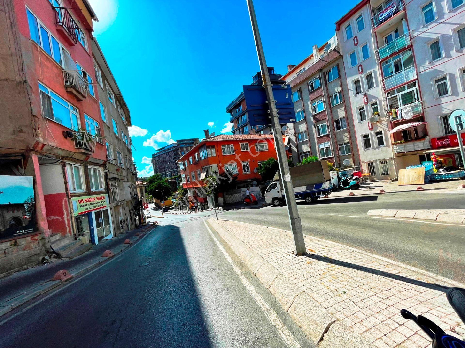 Üsküdar Nev Çarşı Avm Yakını 20.000 Tl Kiracılı 65m2 Satılık 1+1 - Görsel 34