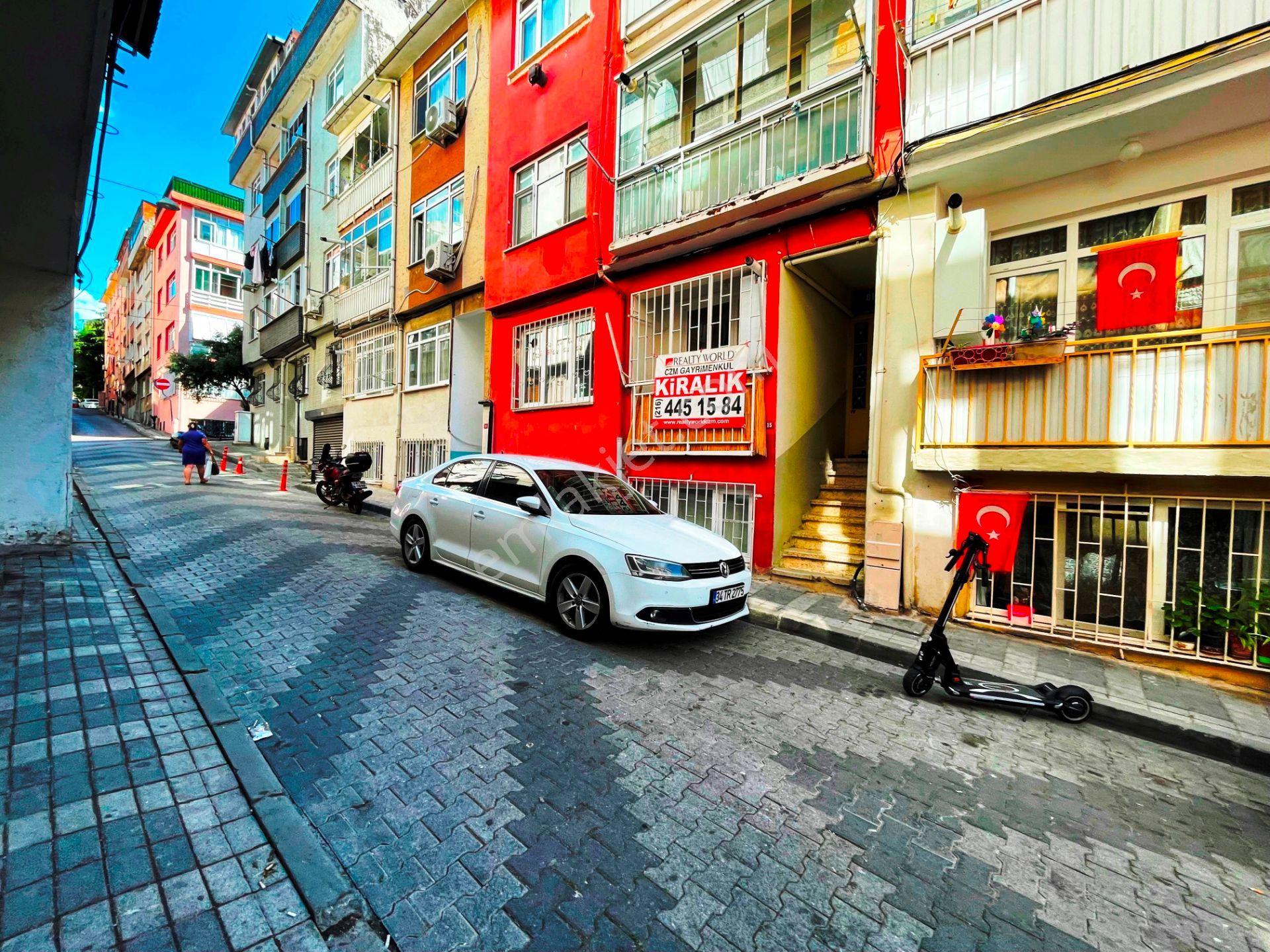 Üsküdar Nev Çarşı Avm Yakını 20.000 Tl Kiracılı 65m2 Satılık 1+1 - Görsel 25