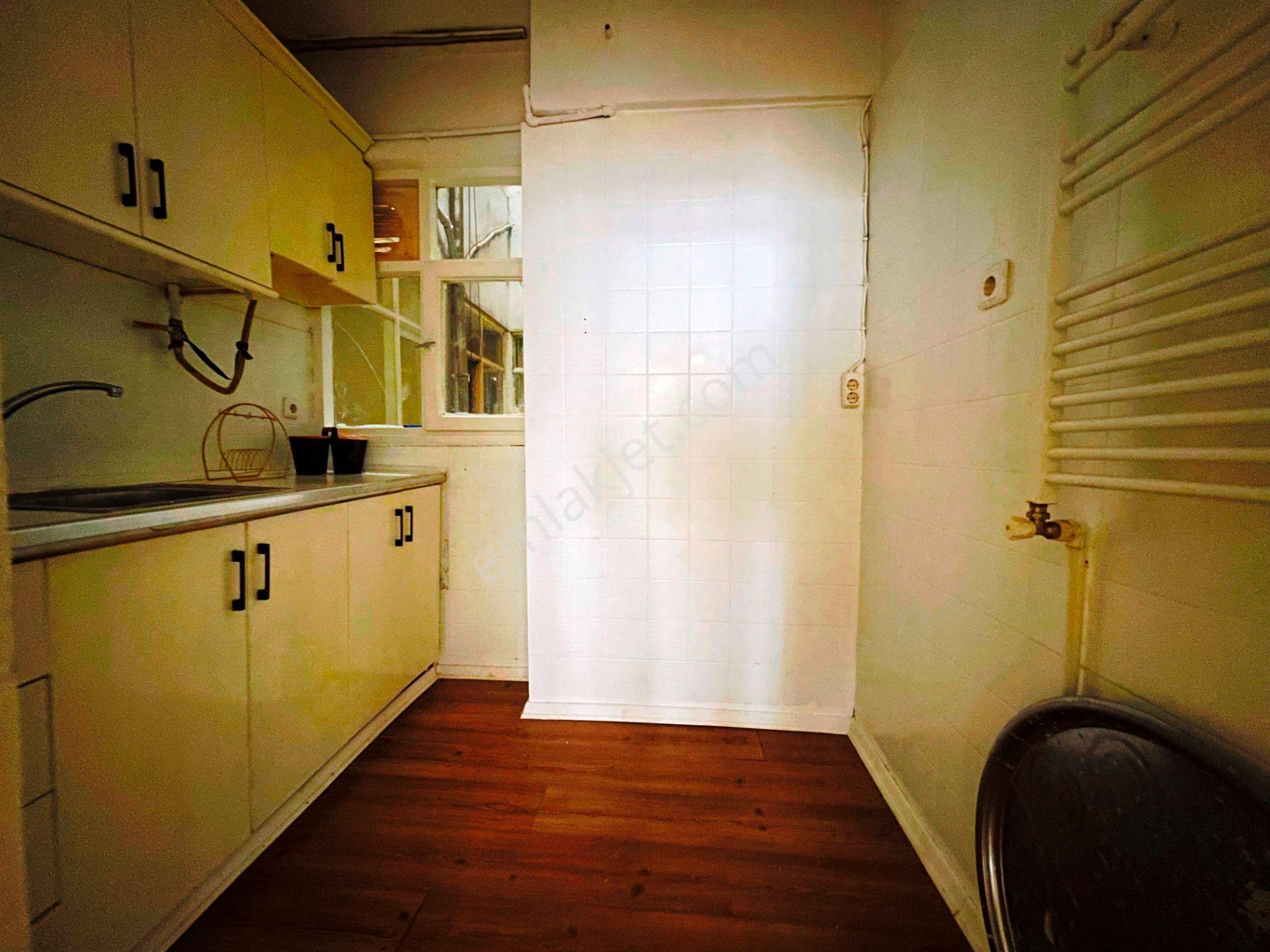Üsküdar Nev Çarşı Avm Yakını 20.000 Tl Kiracılı 65m2 Satılık 1+1 - Görsel 17
