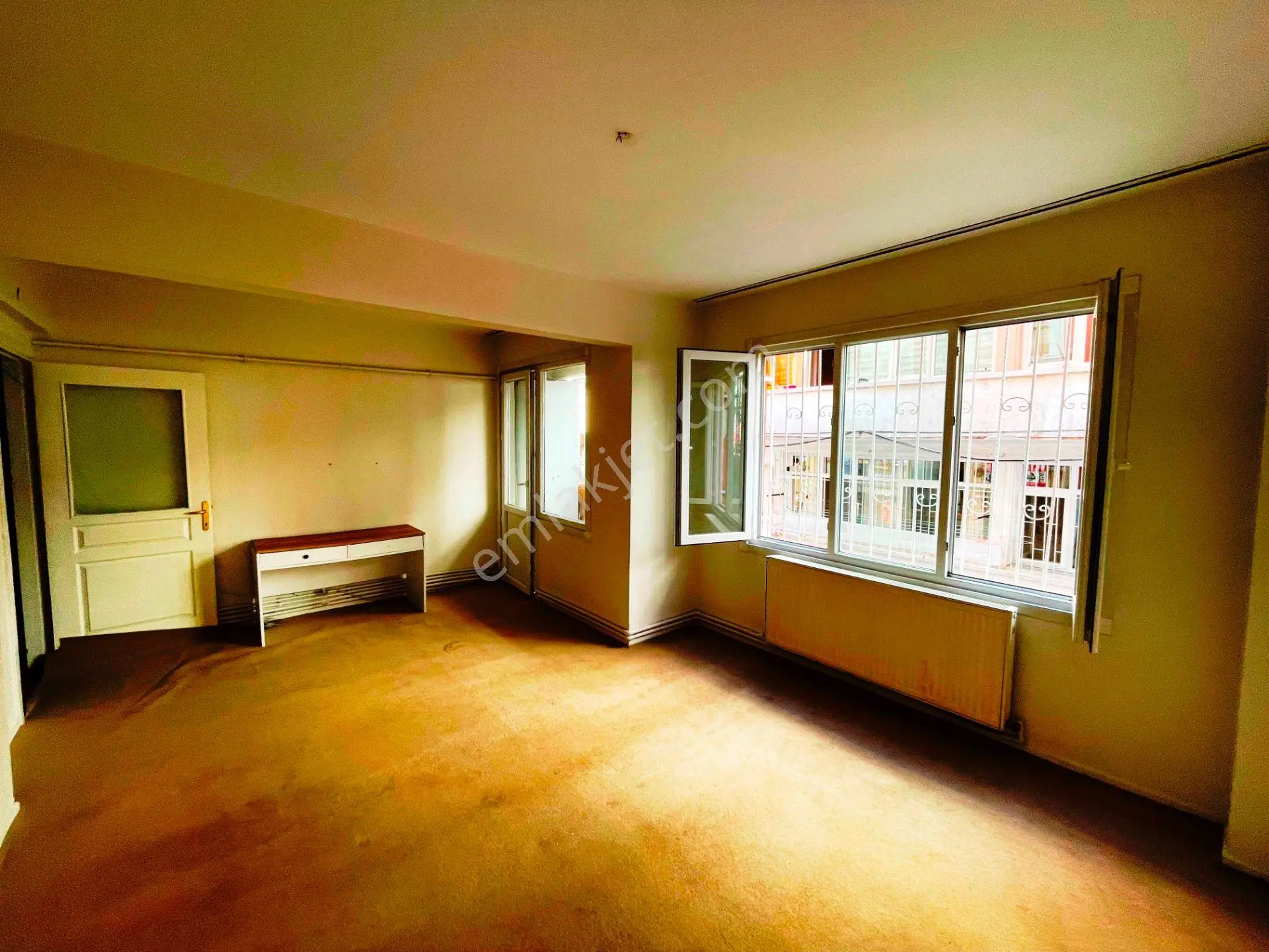 Üsküdar Nev Çarşı Avm Yakını 20.000 Tl Kiracılı 65m2 Satılık 1+1 - Görsel 4
