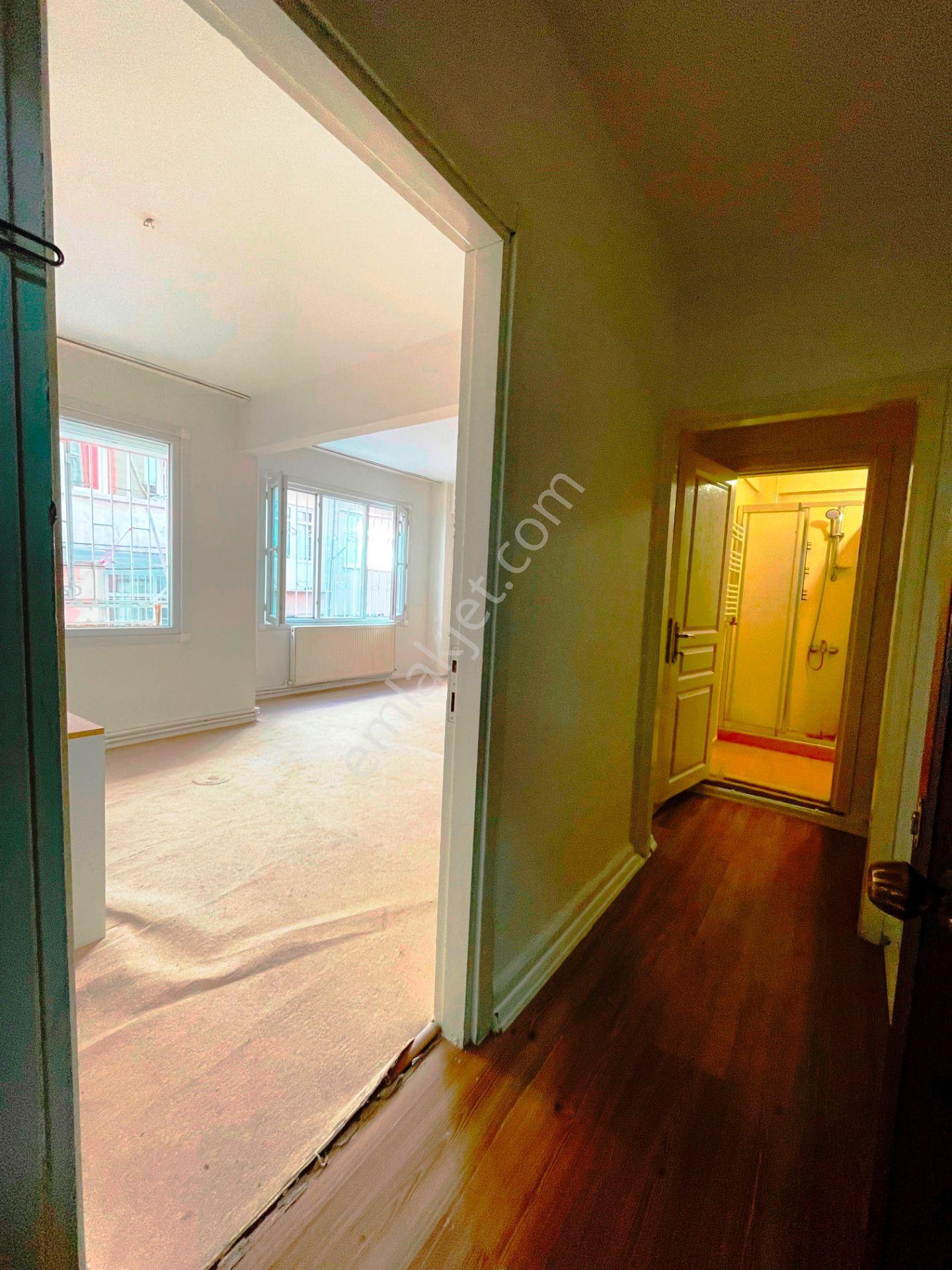 Üsküdar Nev Çarşı Avm Yakını 20.000 Tl Kiracılı 65m2 Satılık 1+1 - Görsel 12