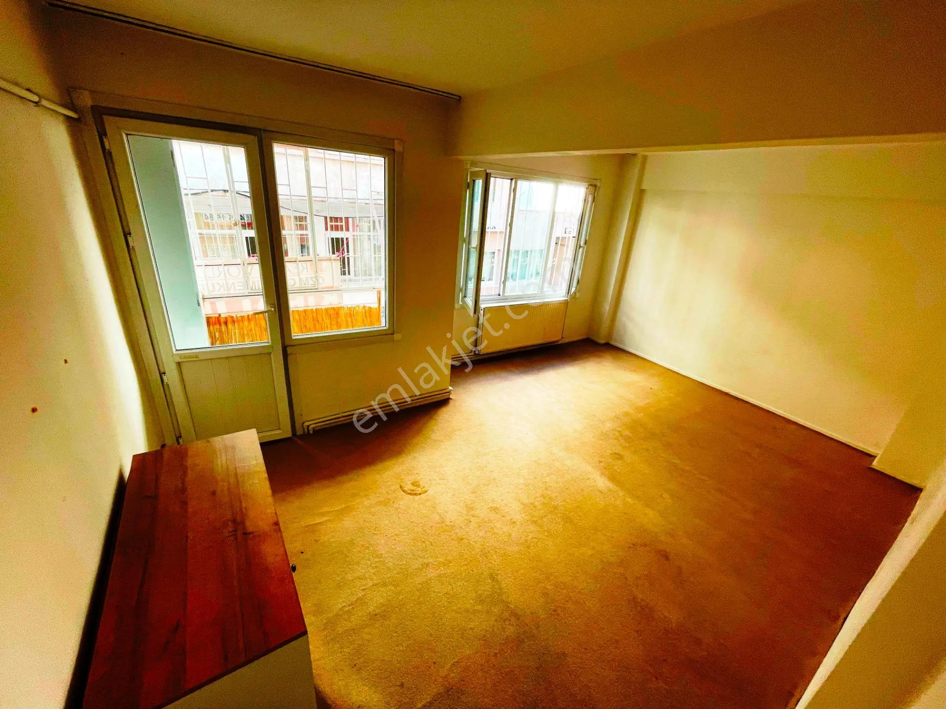 Üsküdar Nev Çarşı Avm Yakını 20.000 Tl Kiracılı 65m2 Satılık 1+1 - Görsel 2