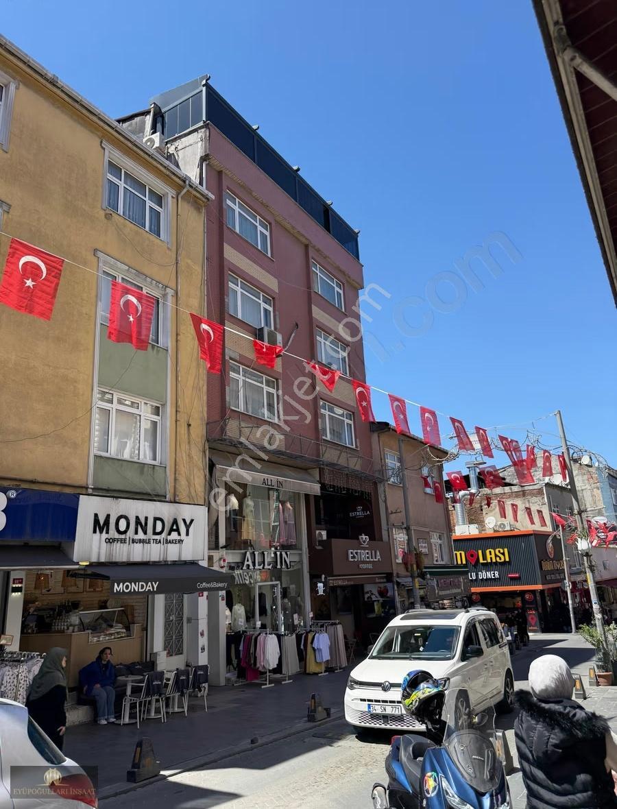 B.paşa Demirkapı Cad. Üzerinde 3+1 150 M2 Eşyalı Kiralık Daire - Görsel 19
