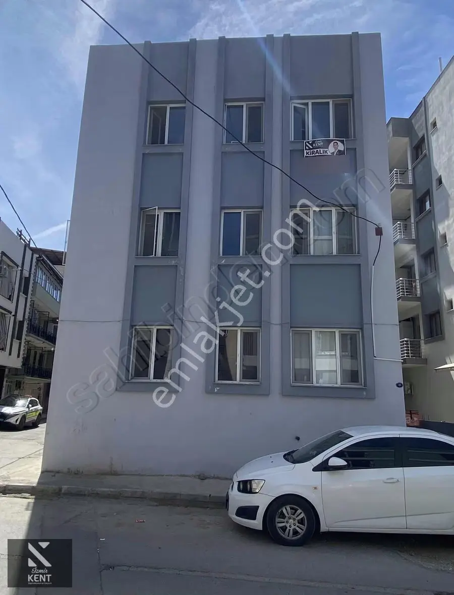 Bornova Mevlana Kiralık 1+1 Daire 40 M2