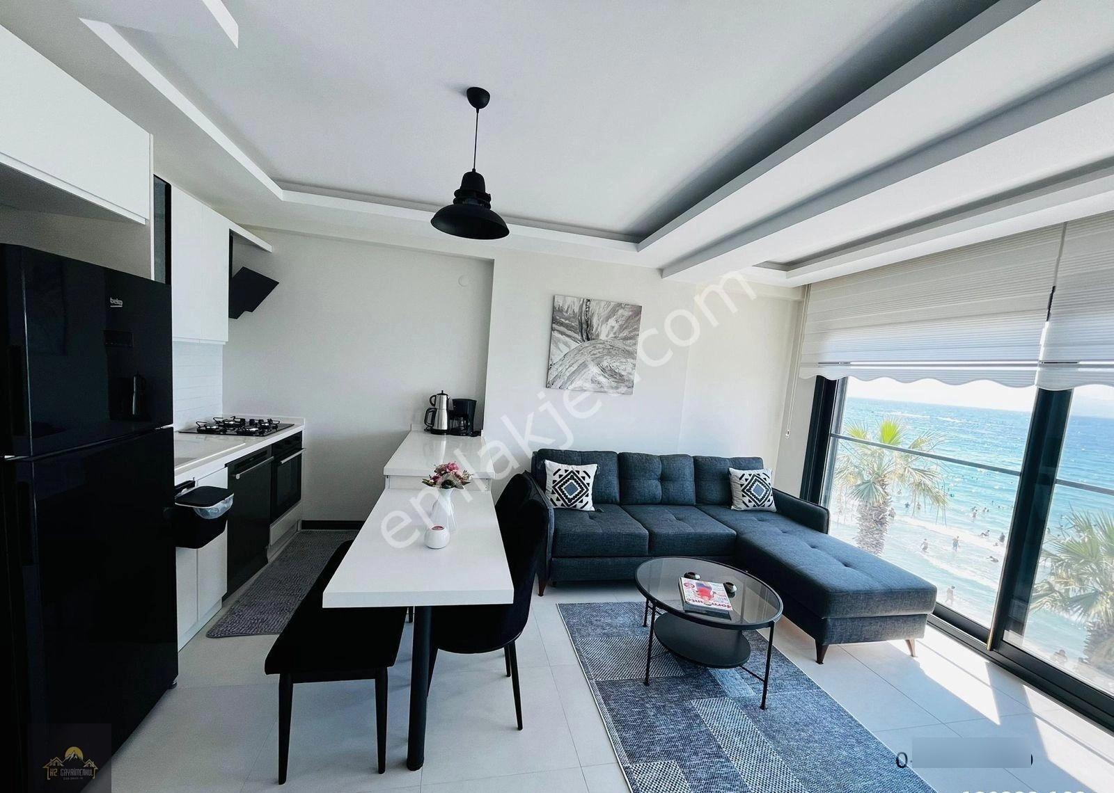 Kuşadası Kadınlardenizinde Satılık 2+1 Yalı Dairesi - Görsel 5