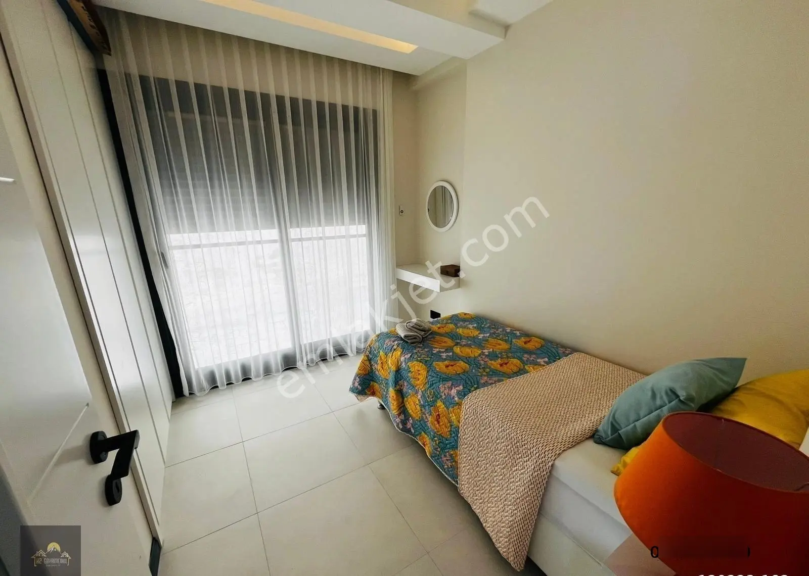 Kuşadası Kadınlardenizinde Satılık 2+1 Yalı Dairesi - Görsel 4