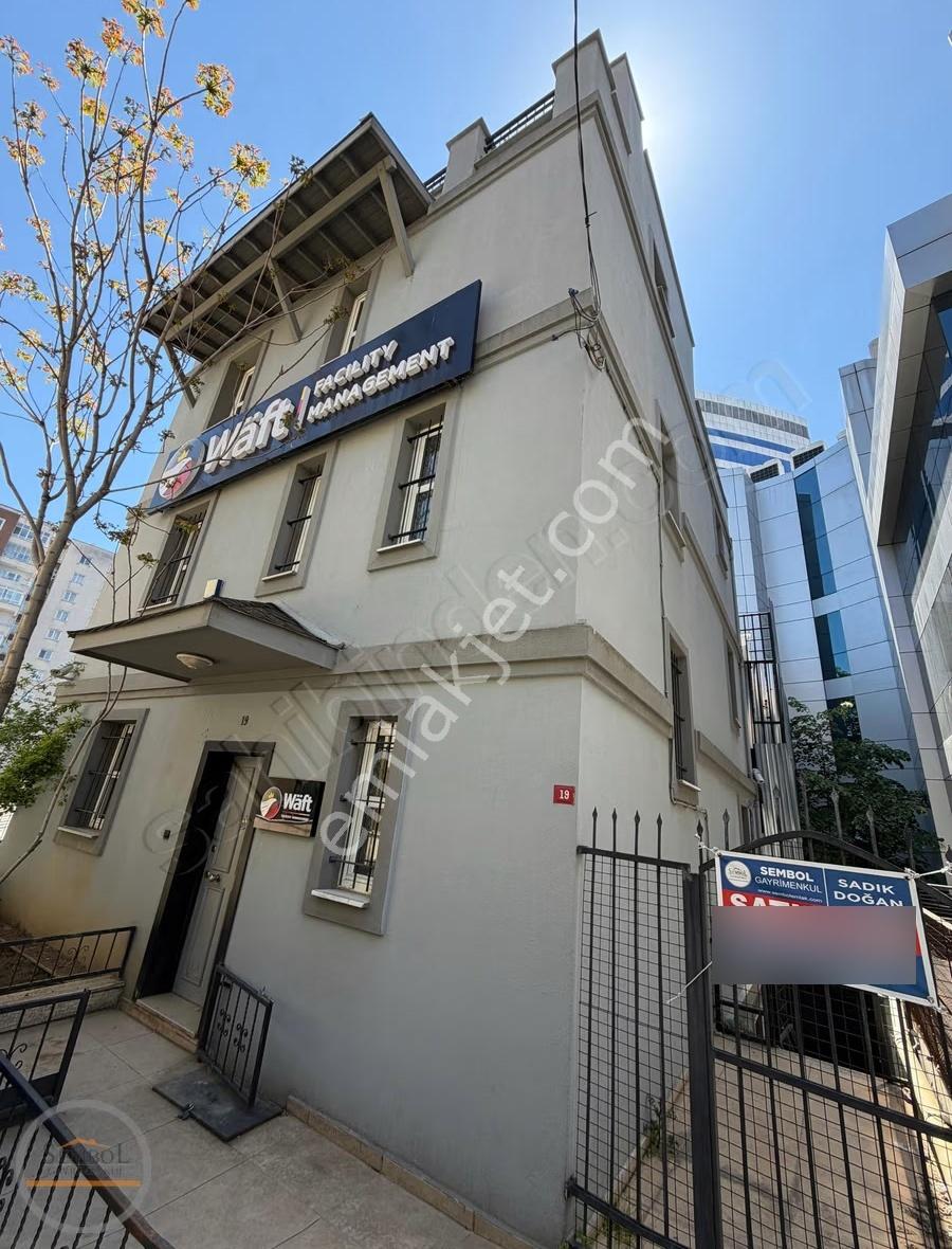Bostancı Sanayi Sitesi Yakını 6 Katlı 621m2 Komple Satılık İş Ye - Görsel 8