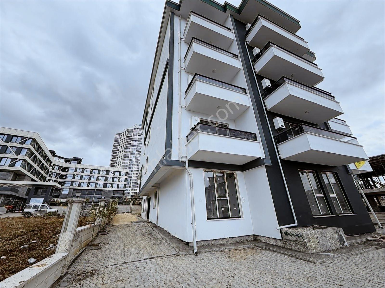 Truva//uğur Gök,gökdelenler Bölgesinde Kiralık 1+1 Daire - Görsel 6