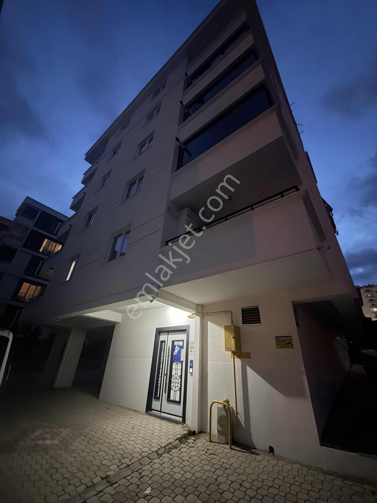 Truva//uğur Gök,tramvaya Yakın Lüx Eşyalı Kiralık 1+1 Daire - Görsel 3
