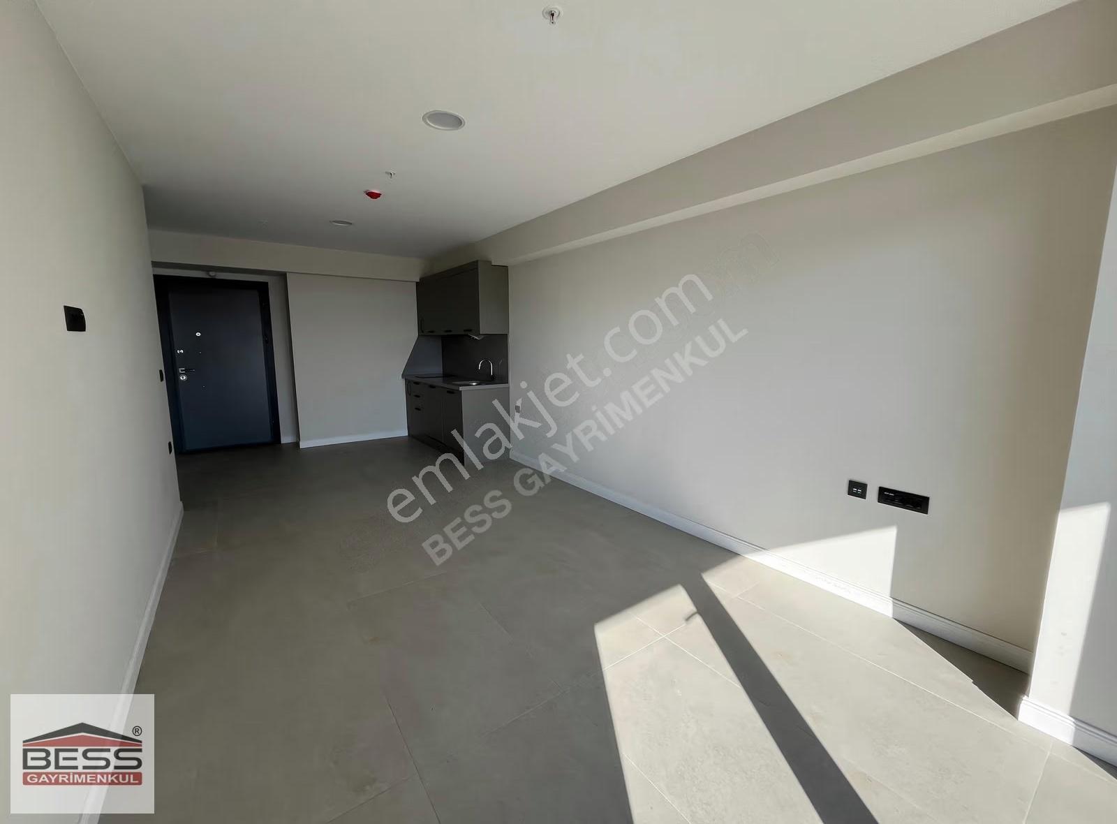 Bess'den Acıbadem Yanı Capella Plazada Kiralık 1+1 İş Yeri(ofis) - Görsel 11
