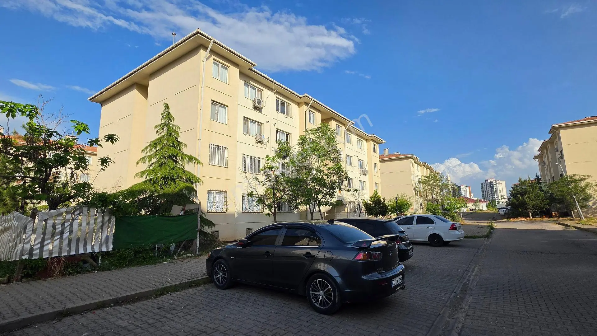 Winstown Karşısı Sosyal Konutlar Satılık 1+1