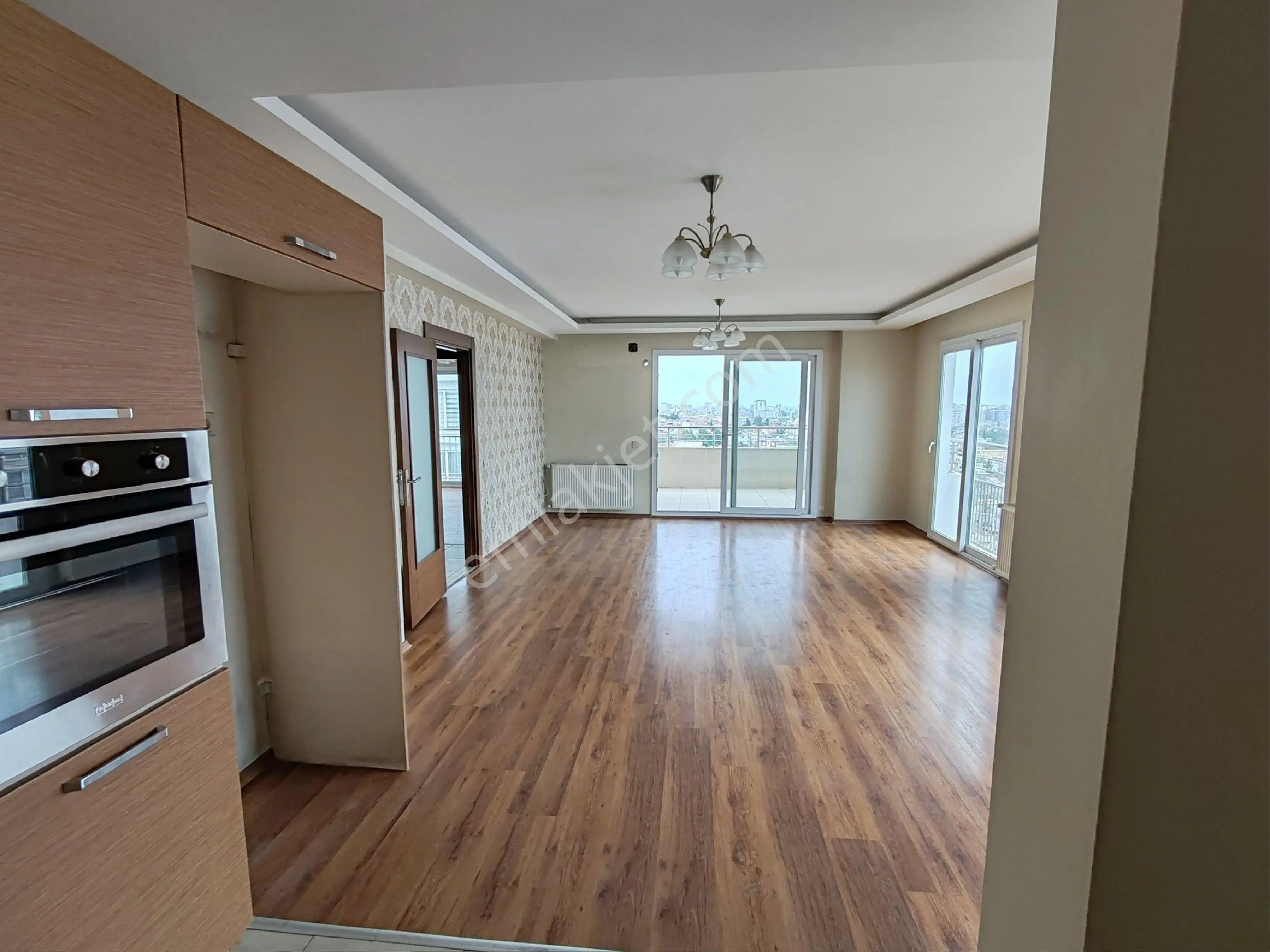 Pınar Mahallesinde Prestijli Yaşam | 4+1 Full Extralı Lüks Kiralık - Görsel 2
