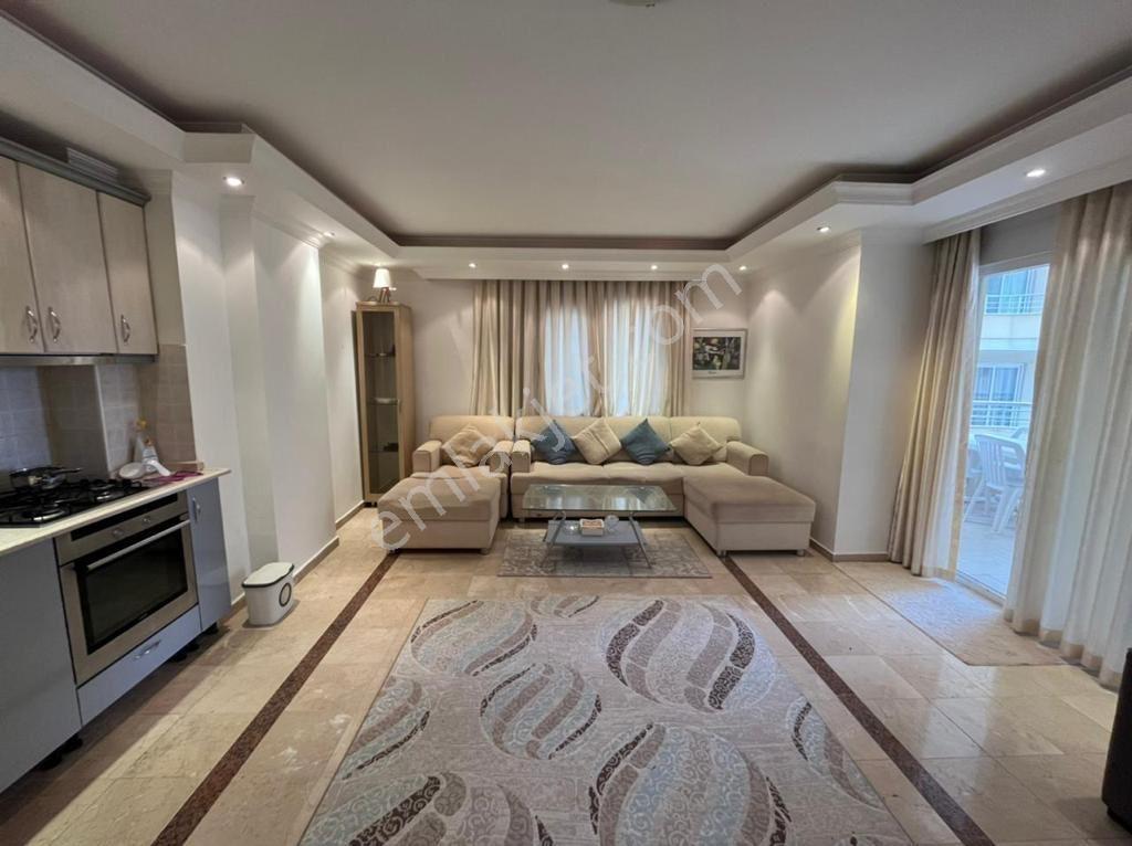 Tosmur Satılık Denize Sıfır Site İçi İkamete Uygun Eşyalı Daire - Görsel 8