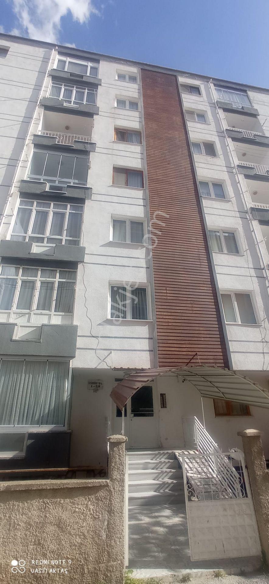 Dalmaz Mah.özüdoğru Apt.a Blok Kat 2 Daire 10 Da 3+1 Kilwerli Ebebeyn Banyolu - Görsel 15