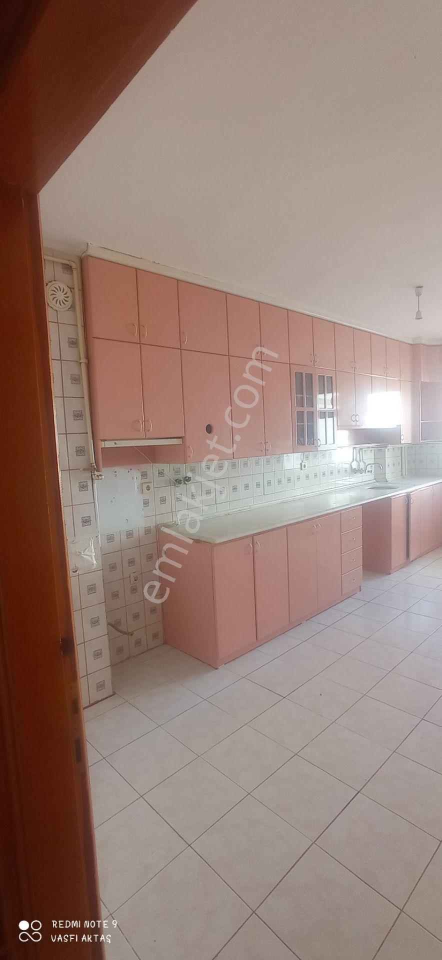 Dalmaz Mah.özüdoğru Apt.a Blok Kat 2 Daire 10 Da 3+1 Kilwerli Ebebeyn Banyolu - Görsel 8