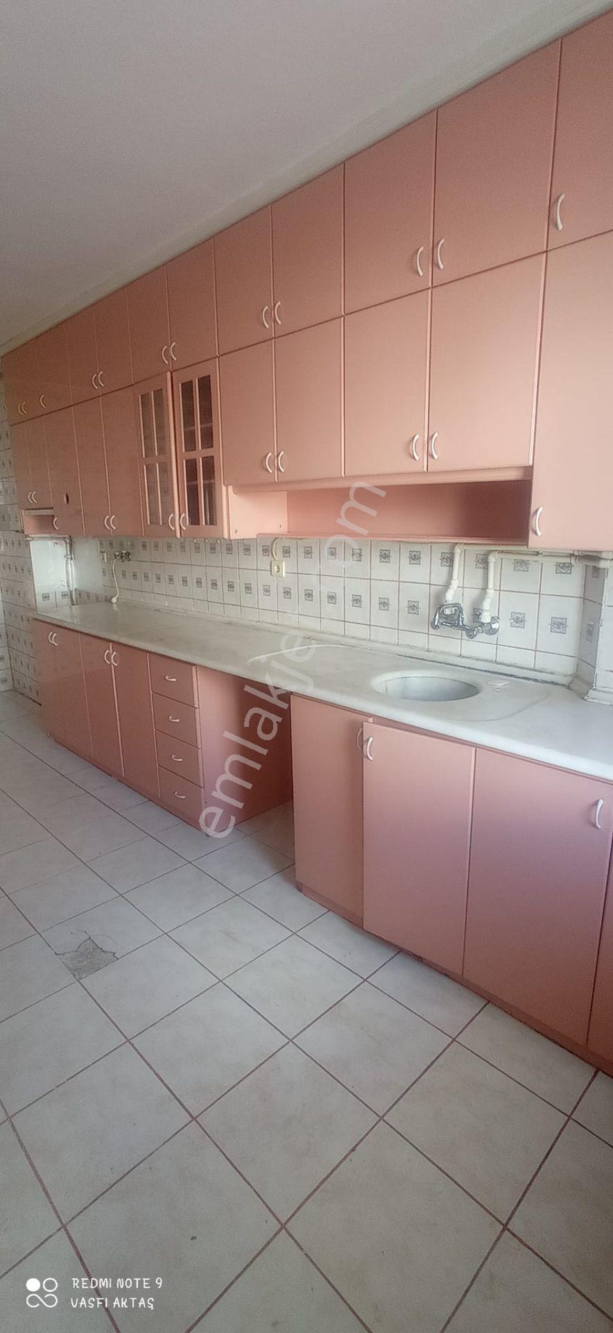 Dalmaz Mah.özüdoğru Apt.a Blok Kat 2 Daire 10 Da 3+1 Kilwerli Ebebeyn Banyolu - Görsel 9
