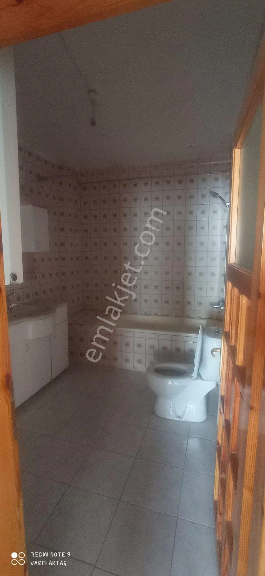 Dalmaz Mah.özüdoğru Apt.a Blok Kat 2 Daire 10 Da 3+1 Kilwerli Ebebeyn Banyolu - Görsel 4