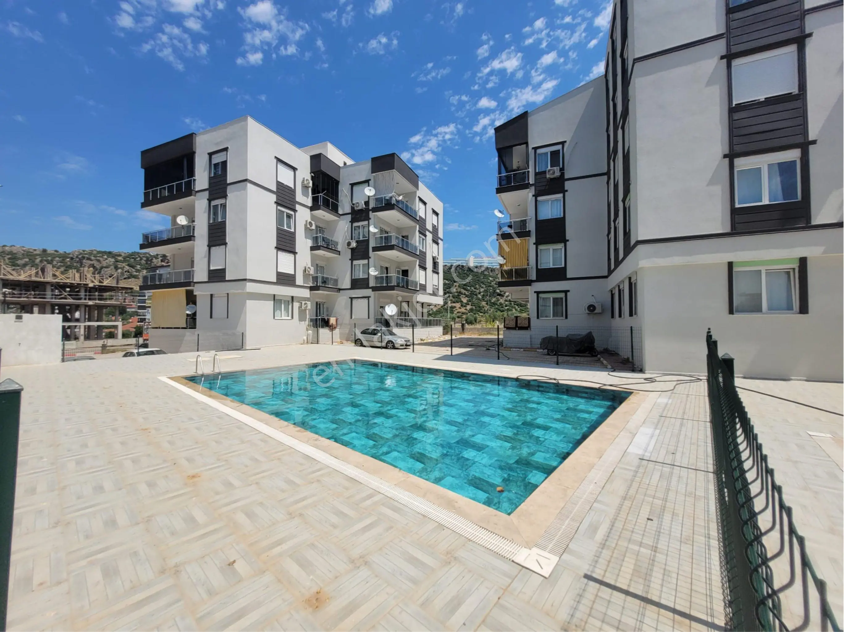 Göçerler'de Kiralık Site İçi 2+1 Yüksek Giriş Daire - Görsel 2