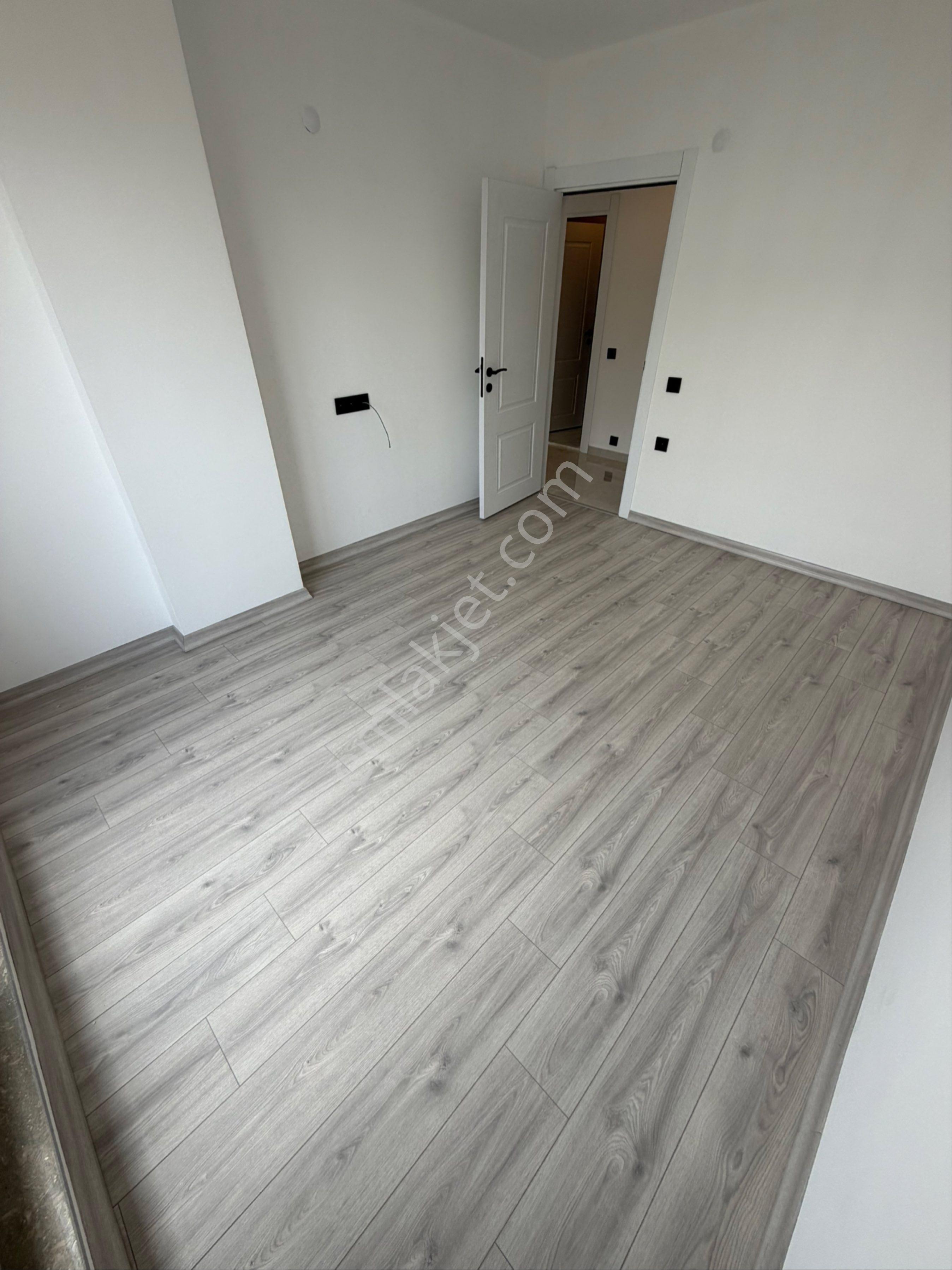 Ayanoğlu Mahallesinde Geniş Kullanışlı Şık Konseptli Site İçi 3+1 - Görsel 7