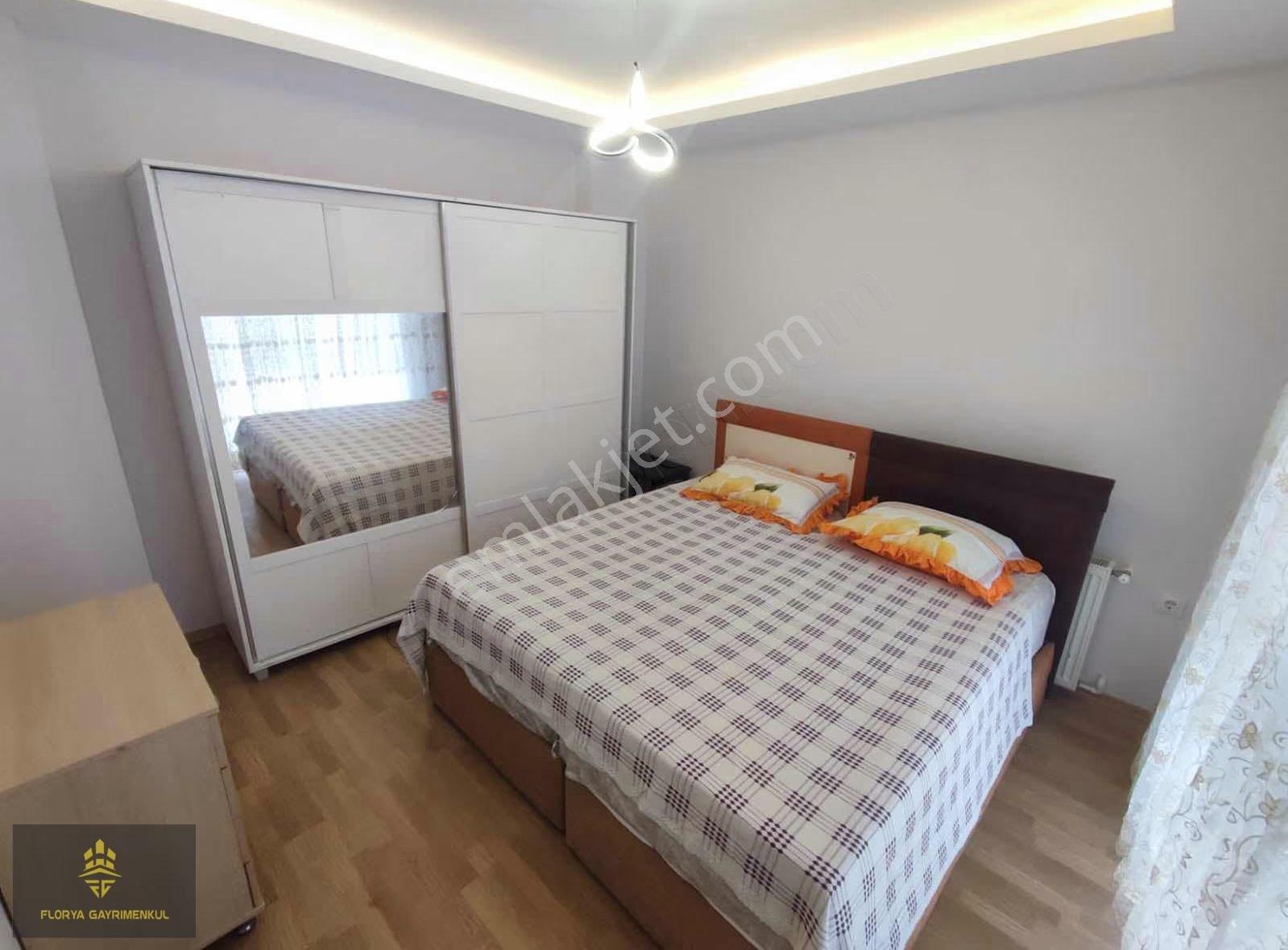 Menteş Mh Forum Avm Yakını Teraslı Ful Eşyalı Kiralık Daire - Görsel 3