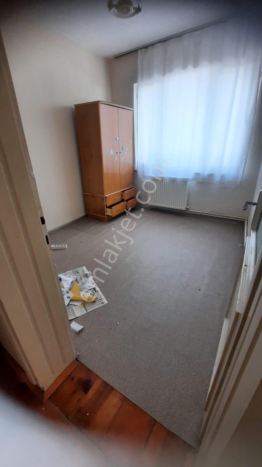 Bursa Küplüpınar Merkezde 3+1 Kombili 2.kat Teraslı Daire Satılık - Görsel 11