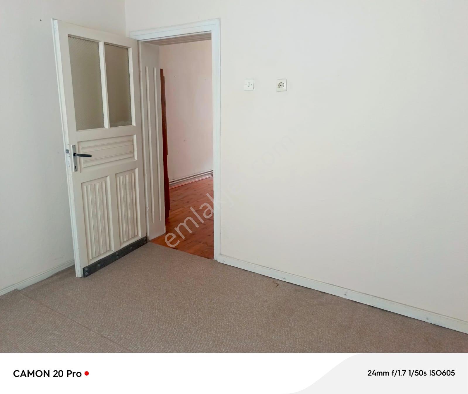 Bursa Küplüpınar Merkezde 3+1 Kombili 2.kat Teraslı Daire Satılık - Görsel 22