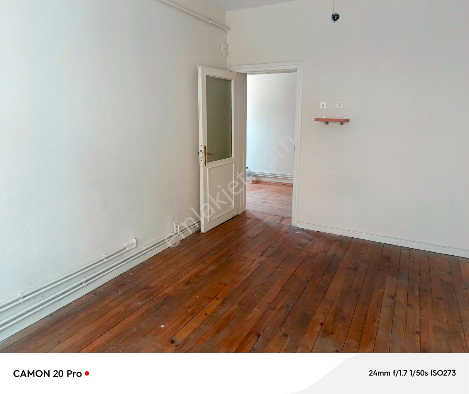 Bursa Küplüpınar Merkezde 3+1 Kombili 2.kat Teraslı Daire Satılık - Görsel 10