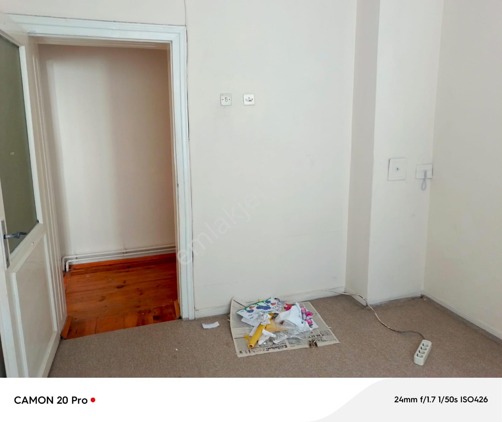 Bursa Küplüpınar Merkezde 3+1 Kombili 2.kat Teraslı Daire Satılık - Görsel 12