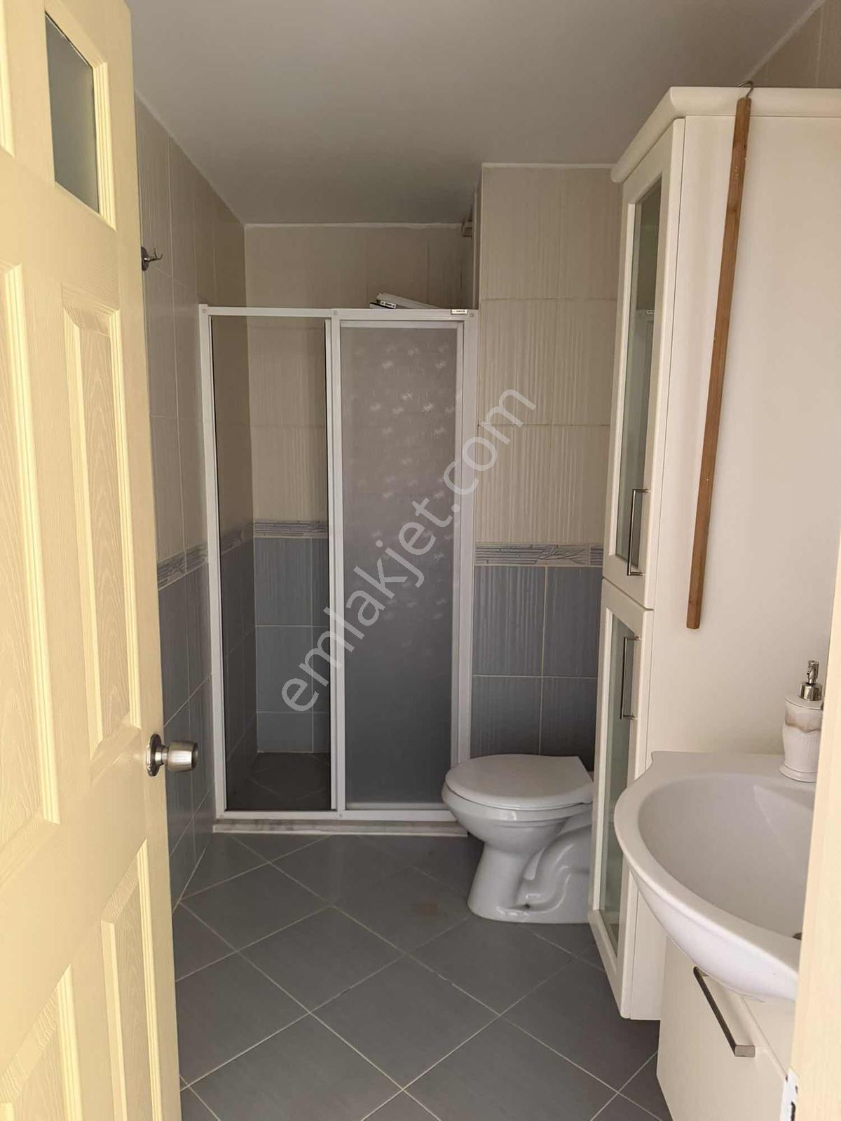 Özgün Gm'den - Güzelyurt'ta Doktorlar Sitesi 4+1 Kiralık Dubleks - Görsel 4