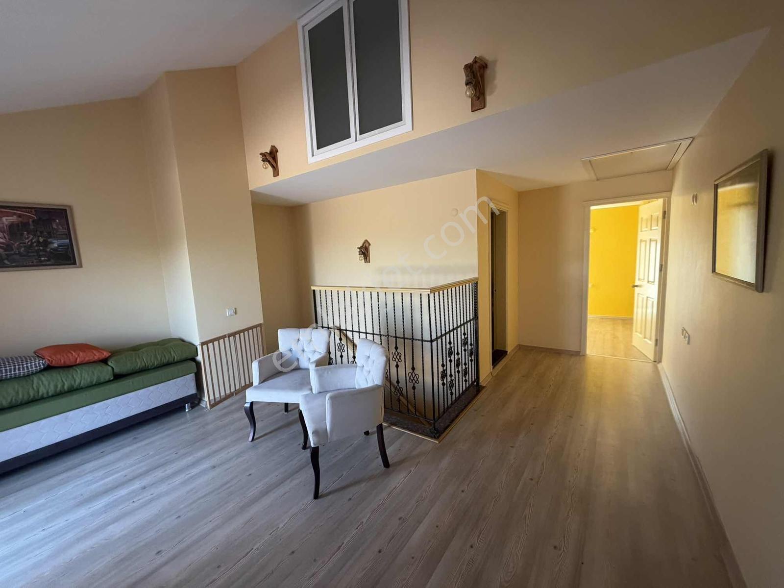 Özgün Gm'den - Güzelyurt'ta Doktorlar Sitesi 4+1 Kiralık Dubleks - Görsel 14