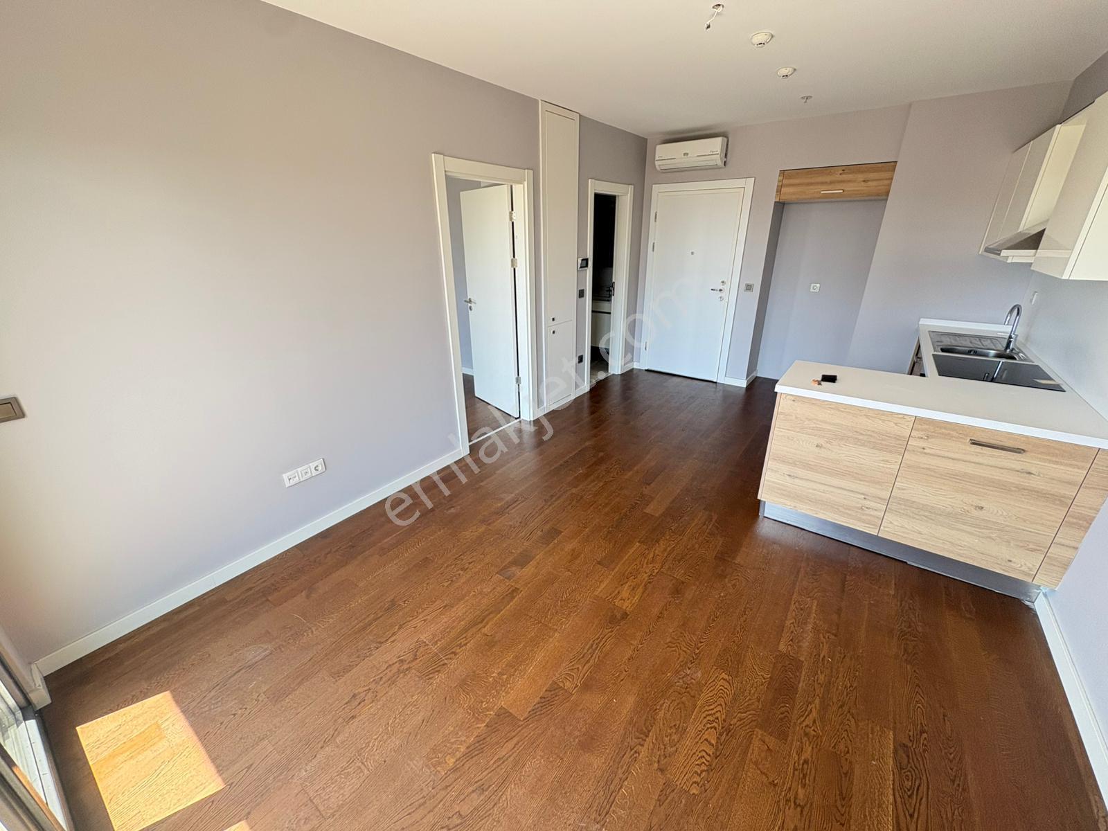 ▃artemin▃prava Kartal Sitesi'nde Ön Cephe Balkonlu 60m² Lüks 1+1 - Görsel 7