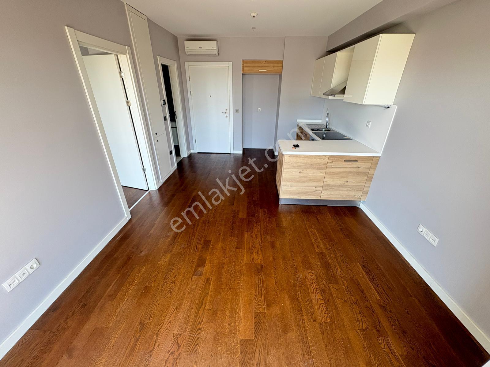 ▃artemin▃prava Kartal Sitesi'nde Ön Cephe Balkonlu 60m² Lüks 1+1 - Görsel 5