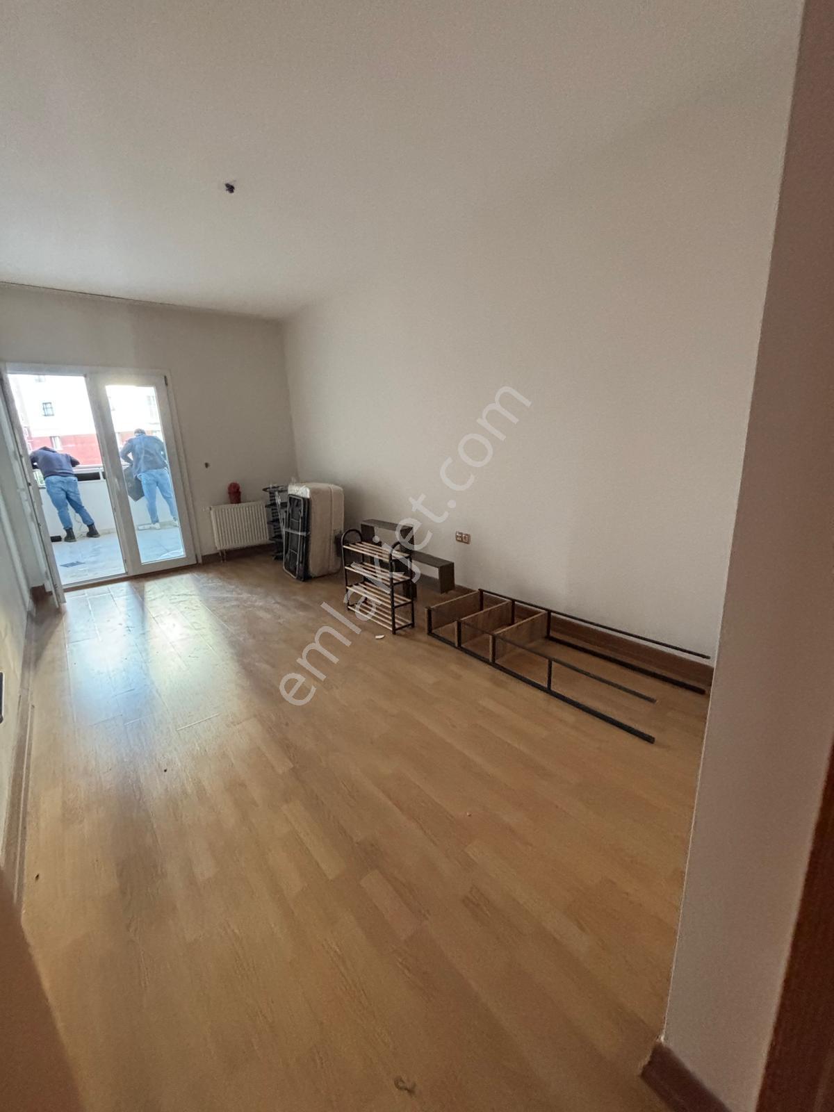 Emlak Konut'dan 2.etap Ara Kat 2+1 Yıllık Kiralık Daire - Görsel 12