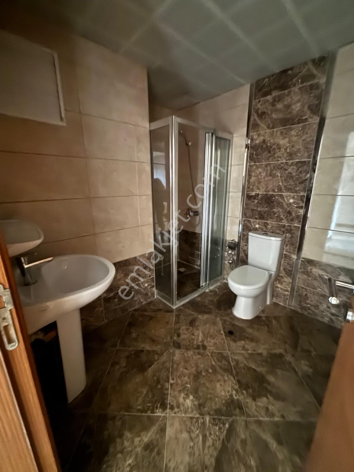 Emlak Konut'dan 2.etap Ara Kat 2+1 Yıllık Kiralık Daire - Görsel 7