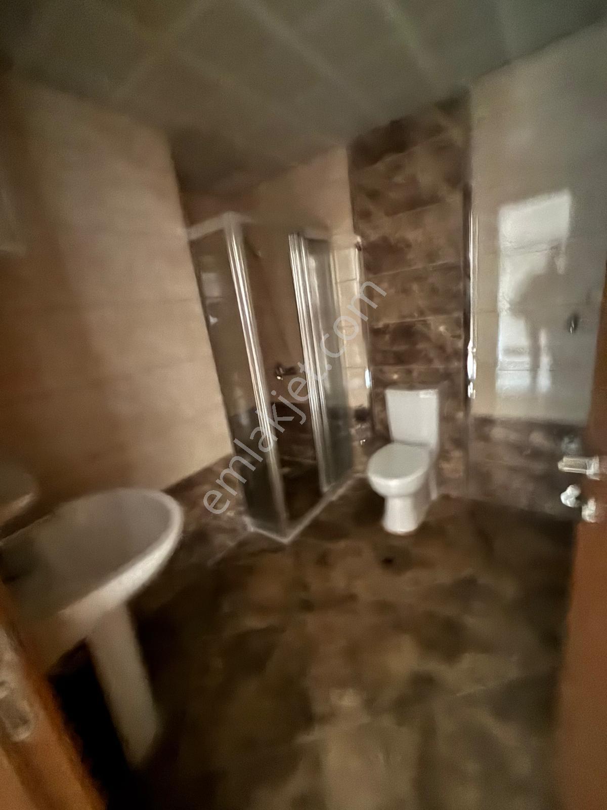 Emlak Konut'dan 2.etap Ara Kat 2+1 Yıllık Kiralık Daire - Görsel 9