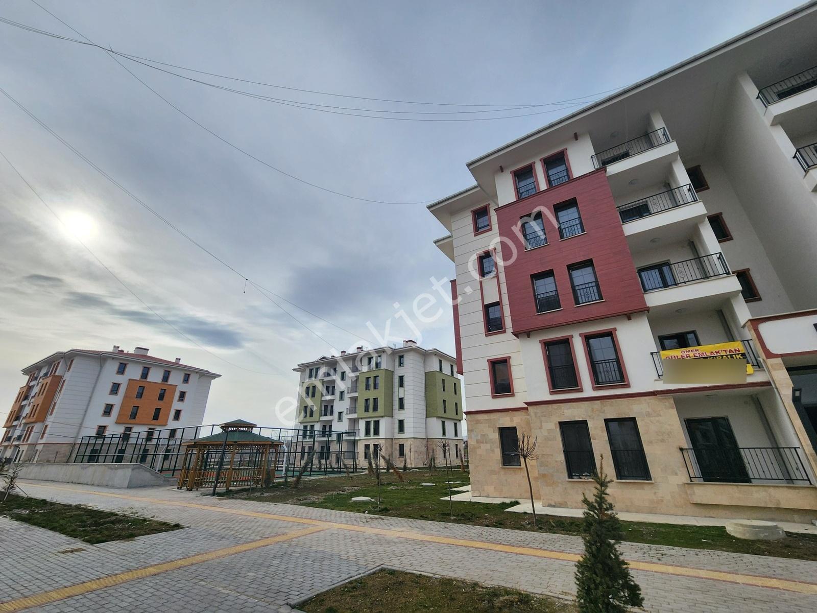 Güler^^den Sünlü Tokide Sıfır 1.kat Güney Hemenotrm 25.000 Takst - Görsel 20