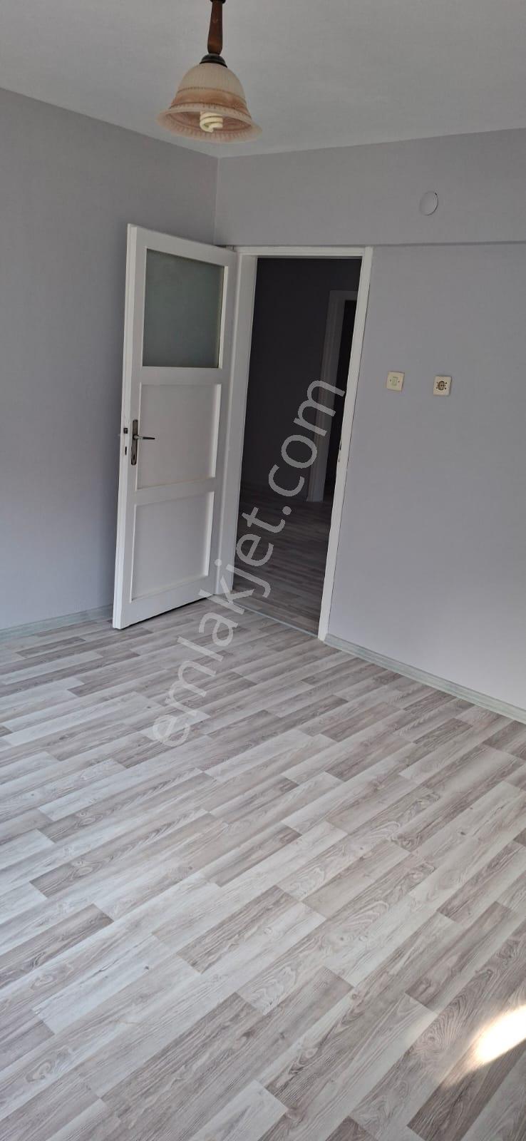 Merkezi Konumda 2+1 Kiralık Daire - Görsel 14