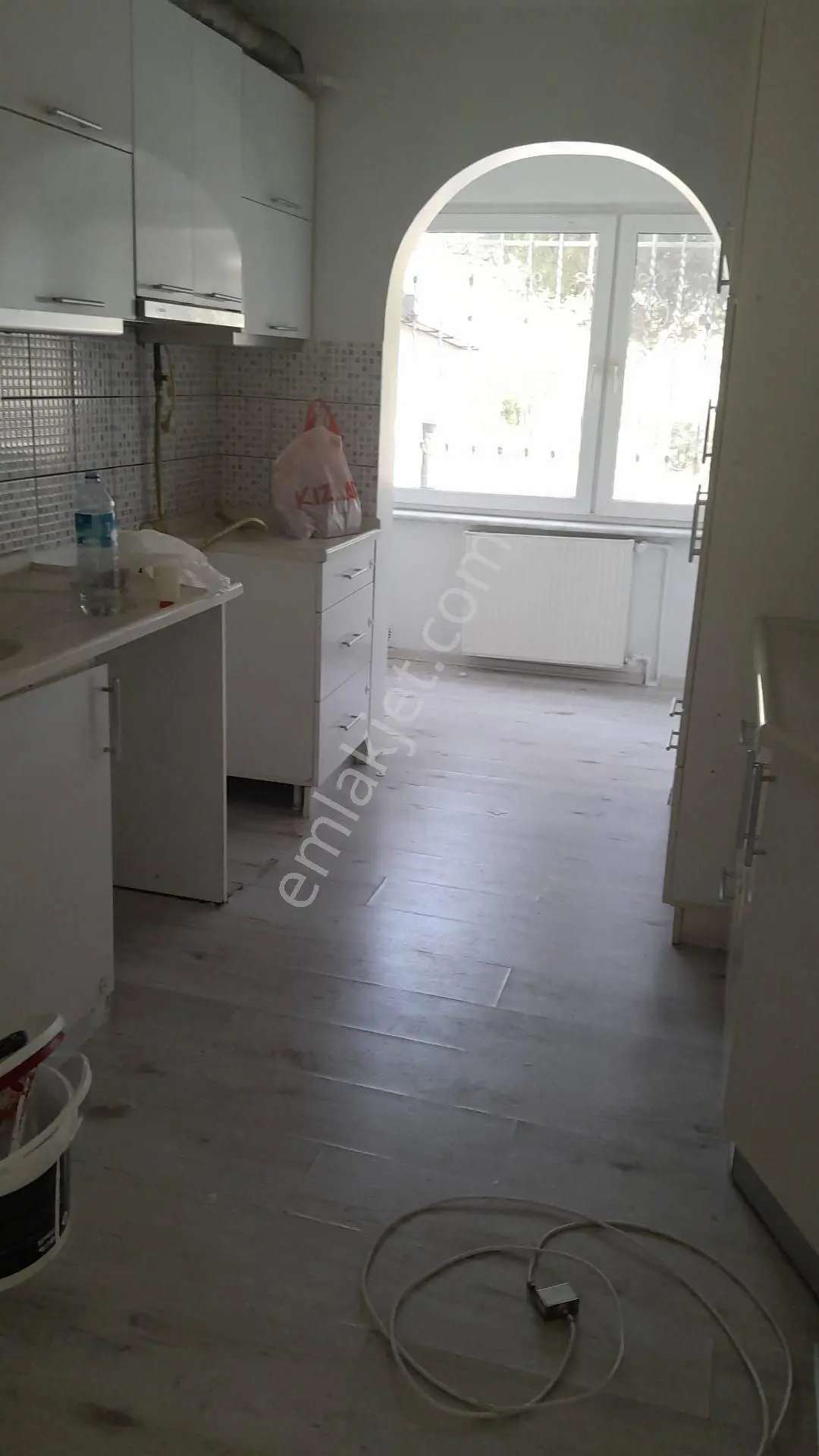 Altın Emlak'tan Yahyakaptan 3+1 Kiralık Yapılı Daire